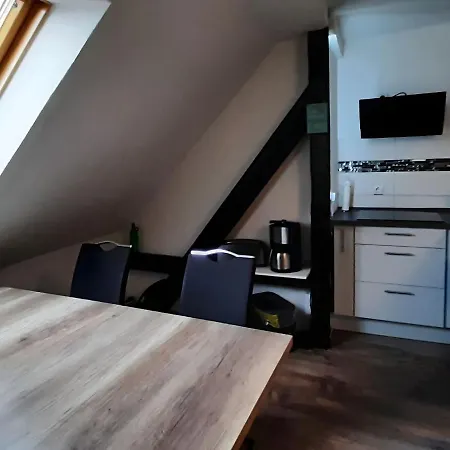 Lakeside Family Escape