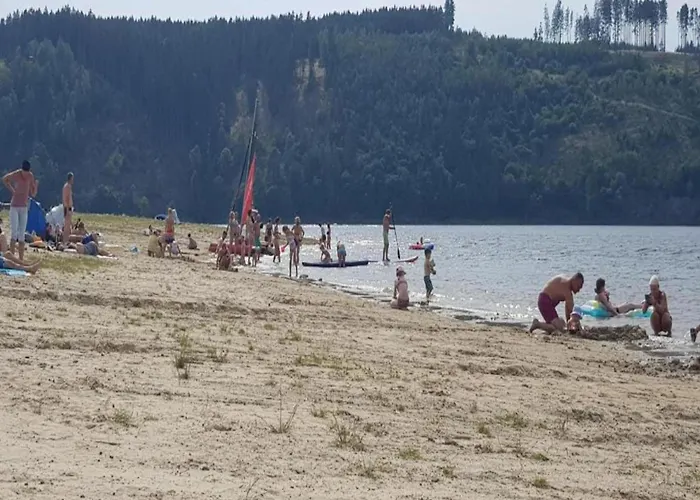 Lakeside Family Escape